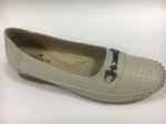 women comfortable moccasin shoes